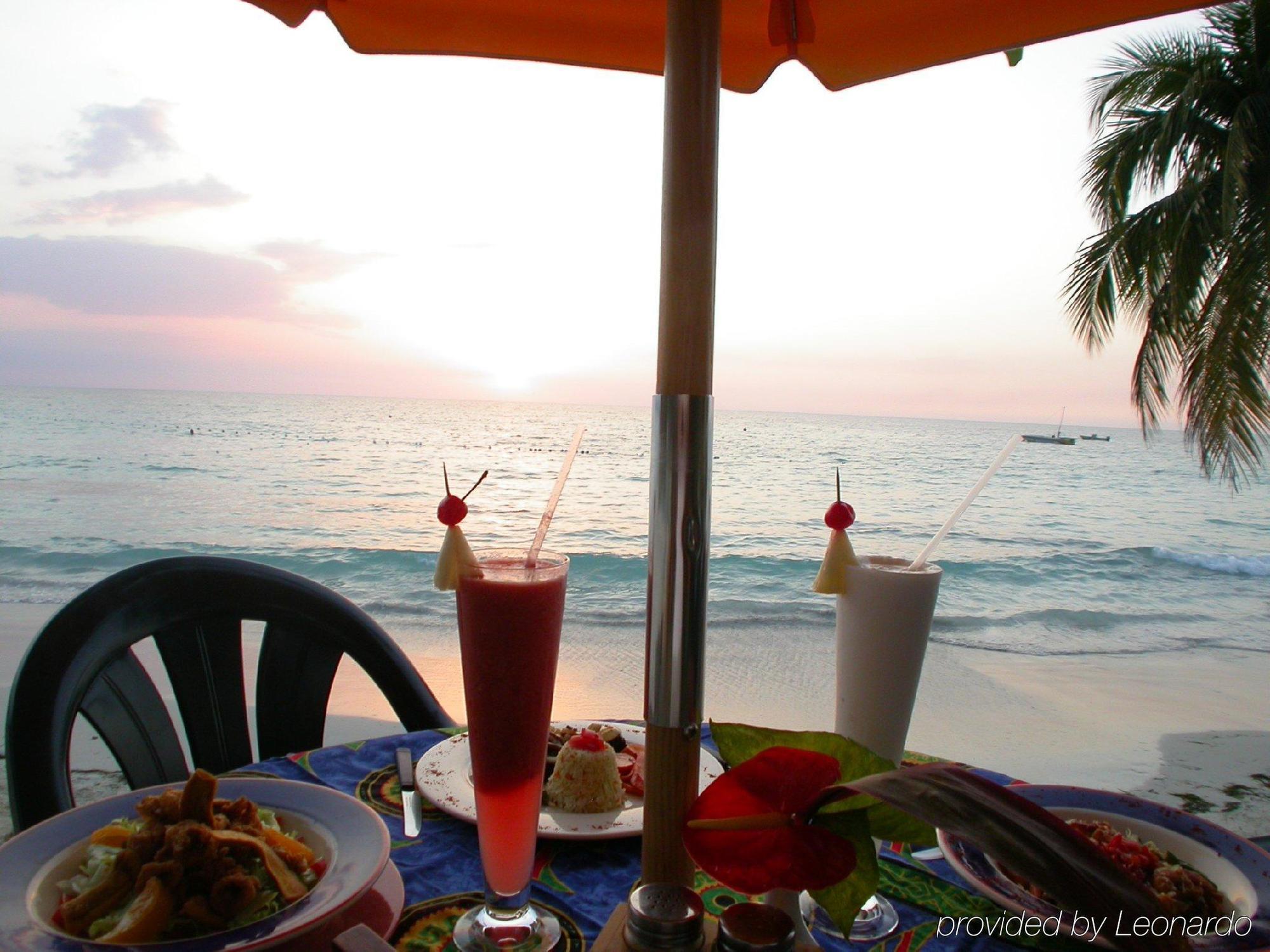 Hotel Country Country Negril Exterior foto
