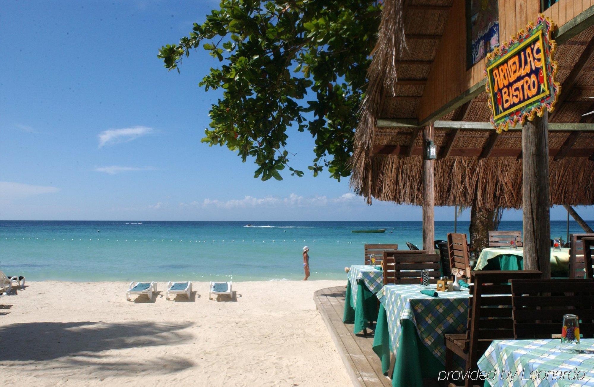 Hotel Country Country Negril Exterior foto